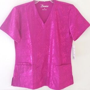 ZINNIA FUCHSIA V-NECK SHORT SLEEVE THREE POCKET MEDICAL SCRUB TOP SZ SMALL NWOT